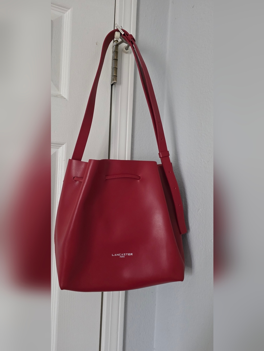 Lancaster Red Bag